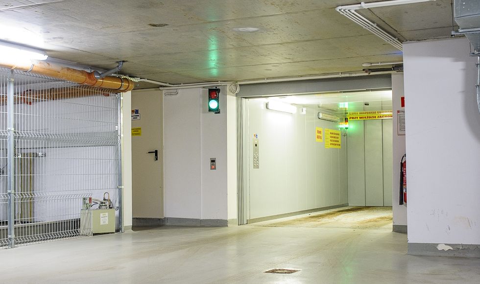 Konserwacja windy samochodowej